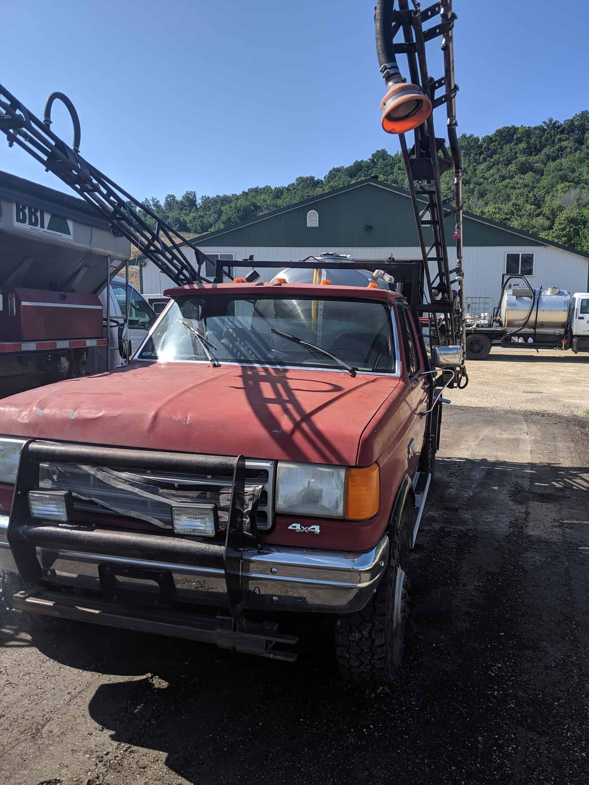 1989 Ford F-350 Field Commander 500 Sprayer Truck