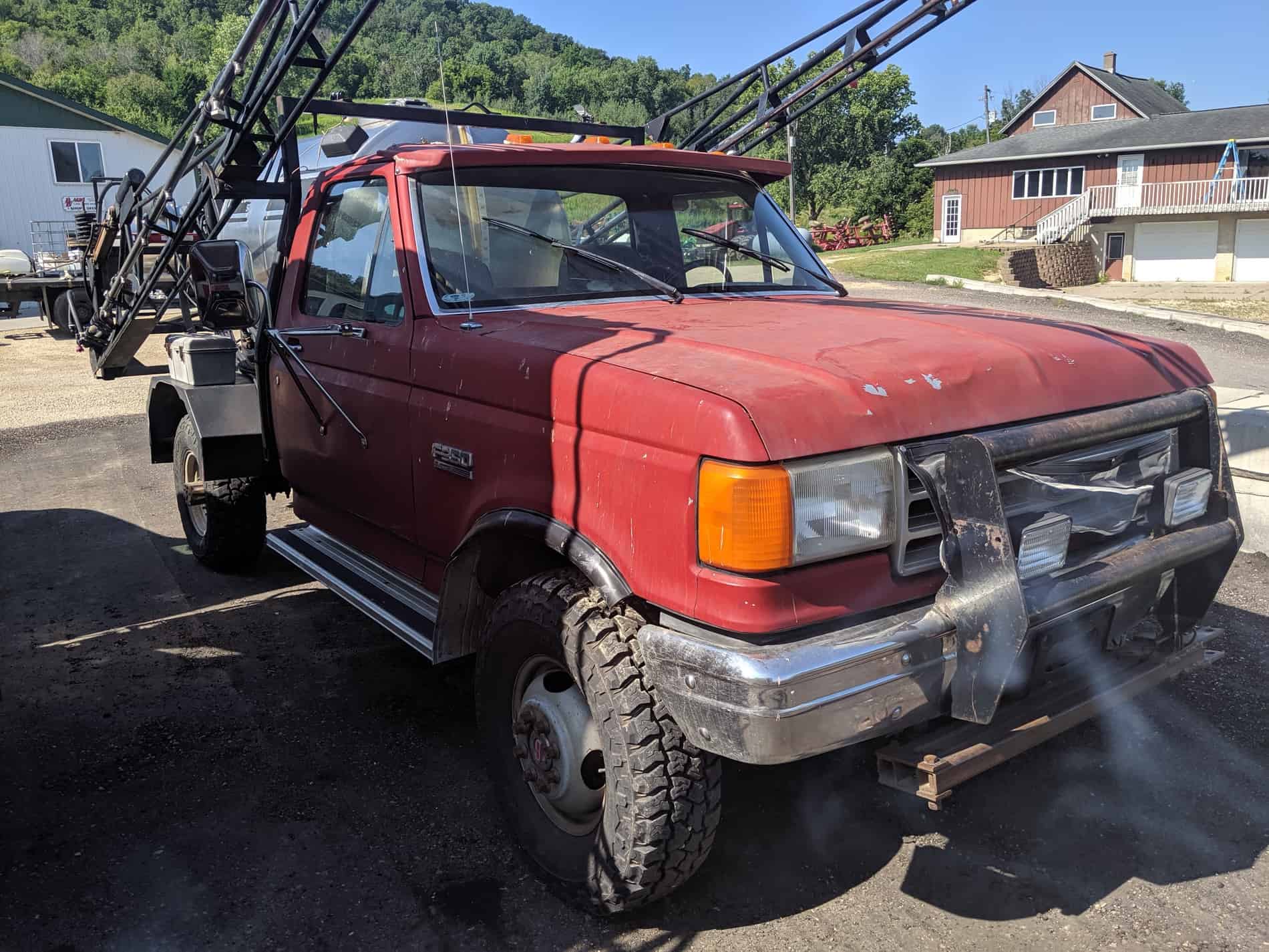 1989 Ford F-350 Field Commander 500 Sprayer Truck