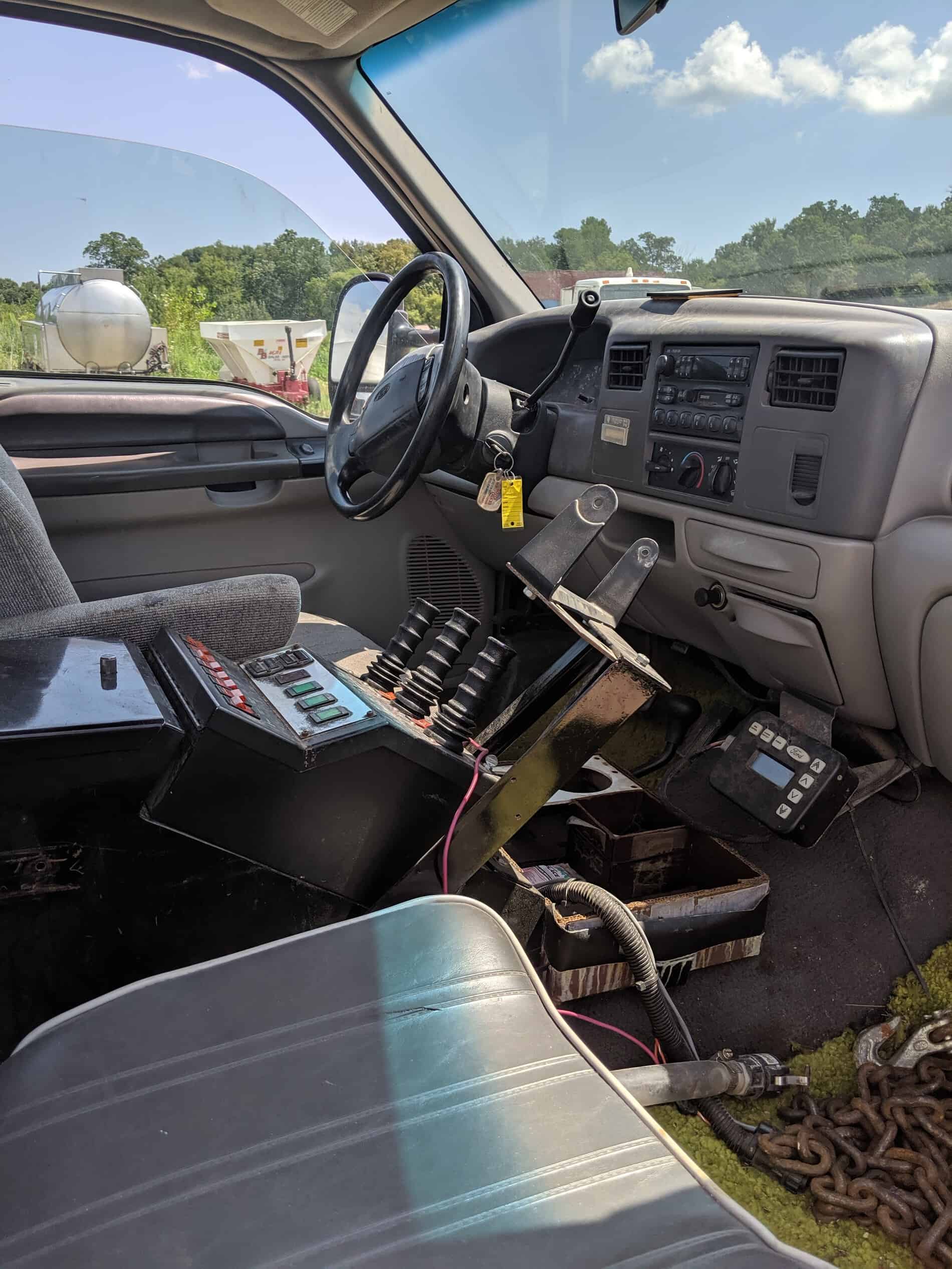 1999 Ford F-550 XLT Super Duty