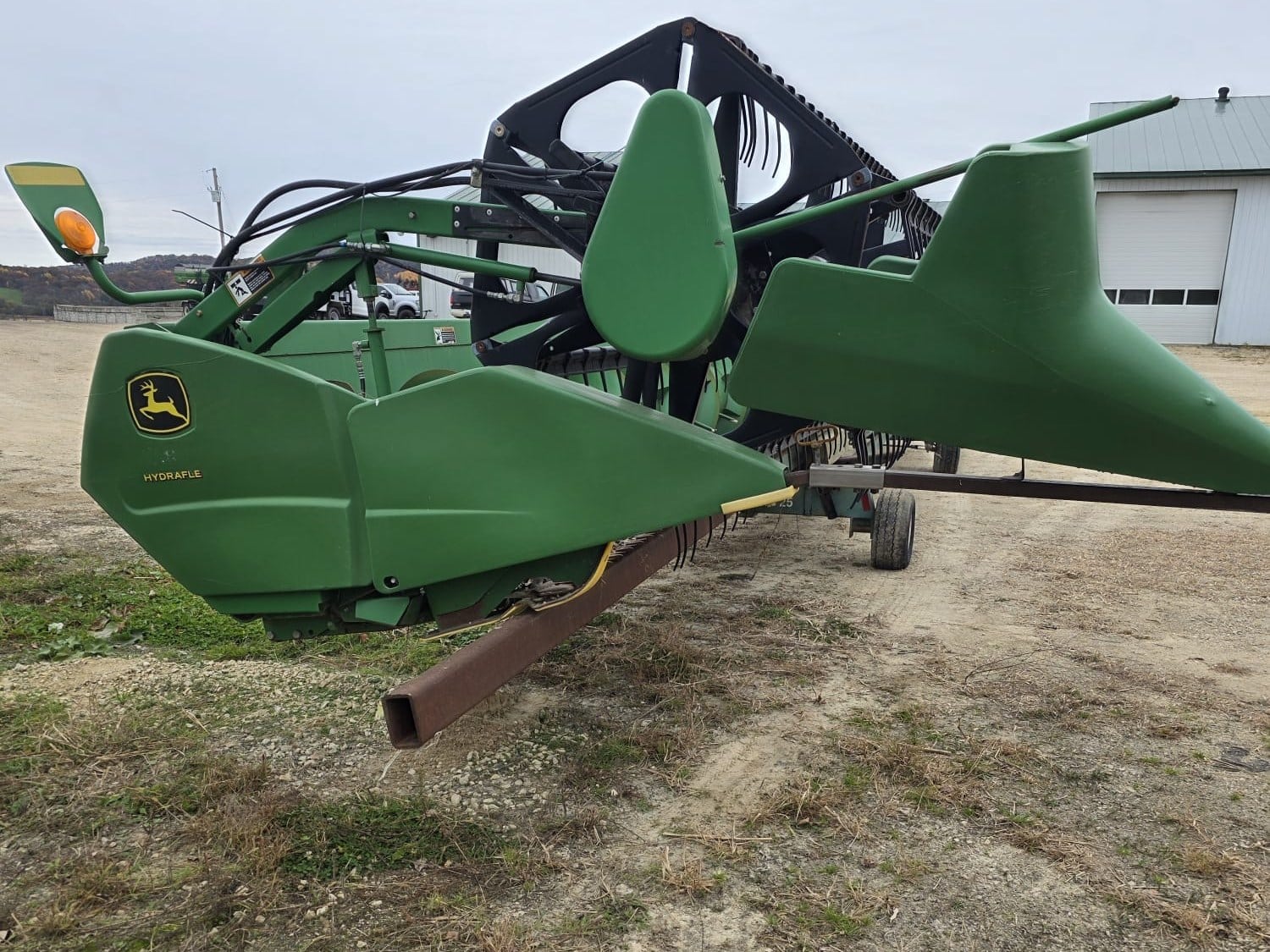 jd-635f-3 John Deere 635F HydraFlex Flex Head